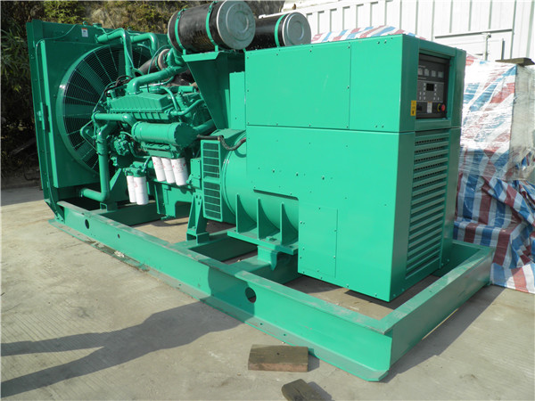 全南出租发电机 发电机组厂家：柴油发电机组的控制屏的作用是什么？