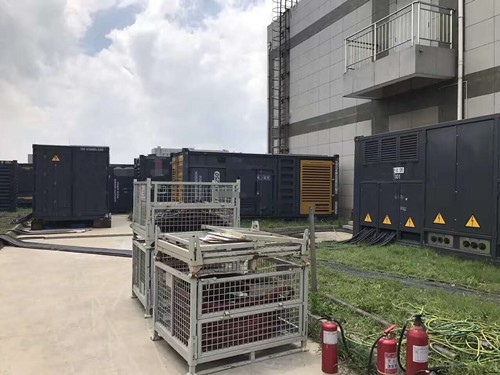 全南除了定期检查，还有哪些方法可以及时发现接触式转速表探头的磨损？